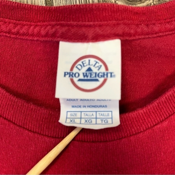 MERRY Christmas T Shirt XL Funny Happy New Year Red - Picture 6 of 6